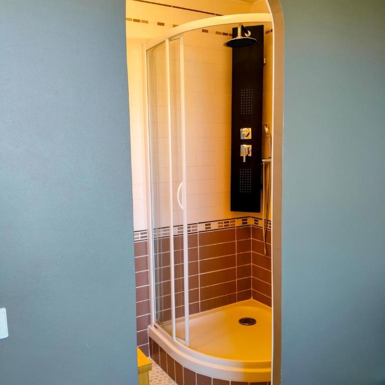 Charmant Appartement proche mer et centre, calme, 4 pers - Apartment mit 1 Schlafzimmer - 16