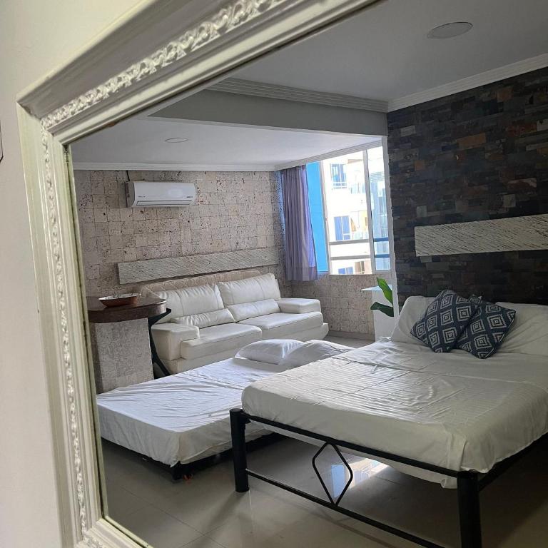 Beach Steps Away, Perfect Stay - Apartment - 13
