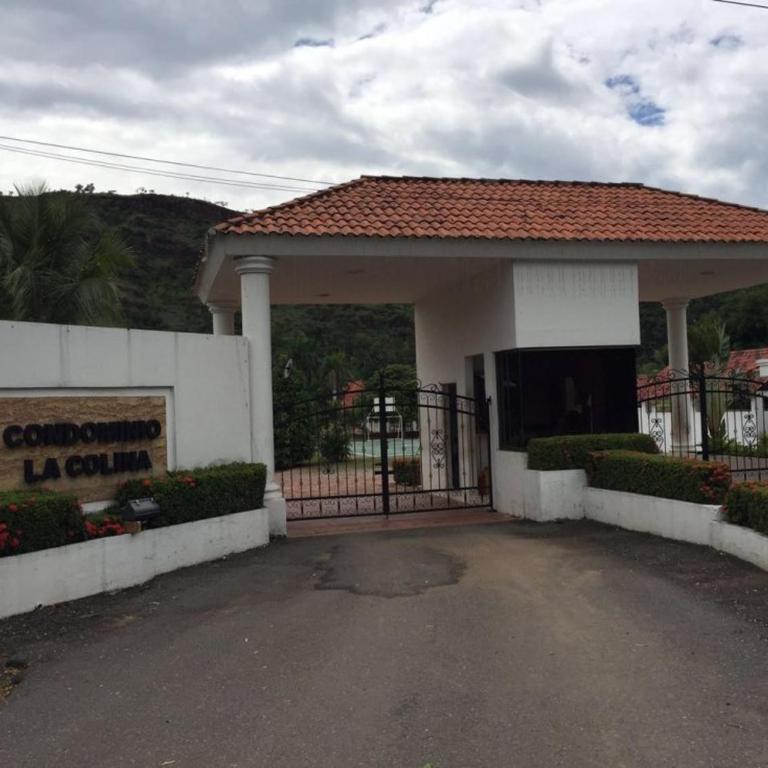 Comodidad y descanso en La Colina Girardot y Nilo - Casa de 5 dormitorios - 19
