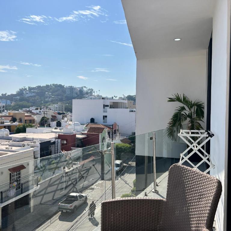 Luxe Modern-5 Star Area-Walk 2 Beach-Pool-View-King Bed - Superior Apartment - 34