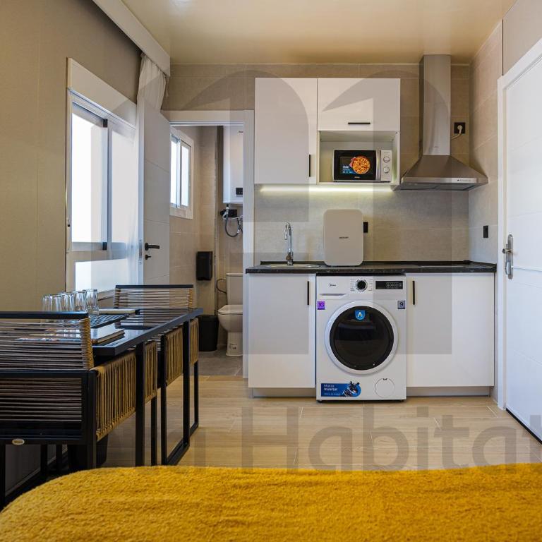 Urban Nest China Town - Deluxe Double Room - 2
