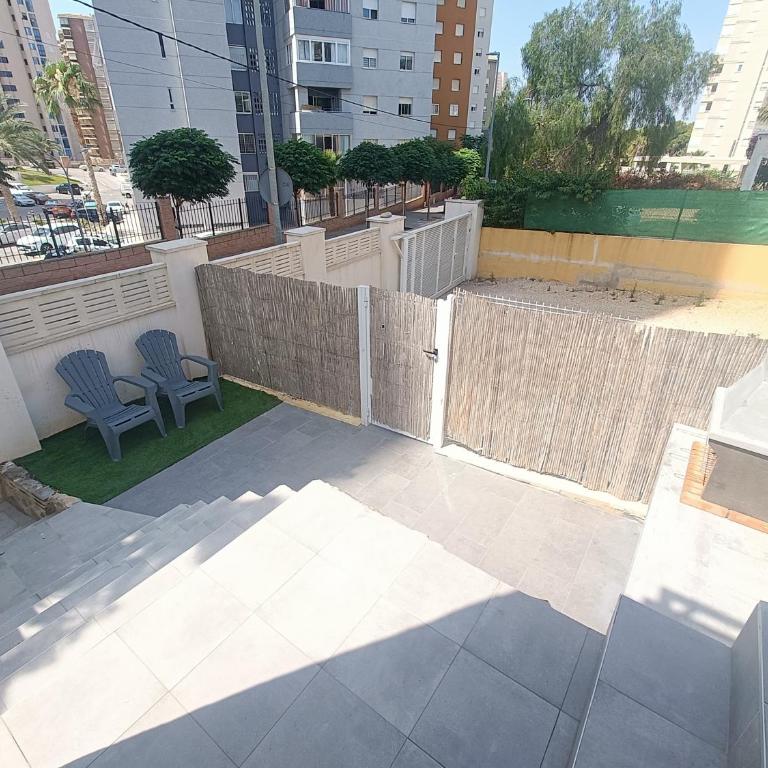 Casa MYA con terreno privado y parking compartido - a 800m de Playa Poniente - Casa con 1 dormitorio - 7