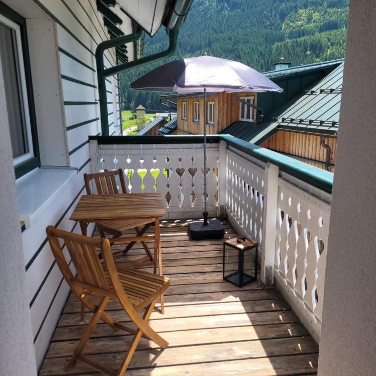 Apartmenthaus Edelweiss in Gosau - Apartment mit 1 Schlafzimmer, Balkon und Bergblick - 10