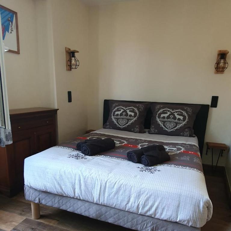 chalet cosy, jacuzzi privé, calme, idéal moto rando vélo - Maison 2 Chambres - 33