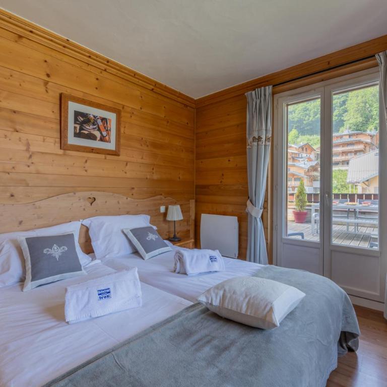 Lodge 4 Apartment 9- Snow and Trek - Morzine - Two-Bedroom Apartment with Terrace - 2