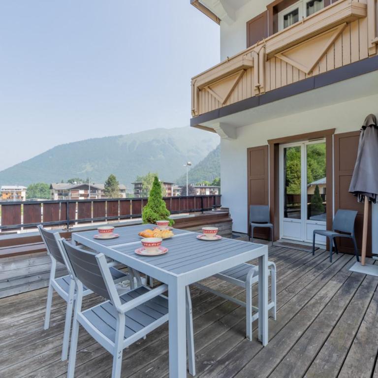 Lodge 4 Apartment 9- Snow and Trek - Morzine - Two-Bedroom Apartment with Terrace - 20