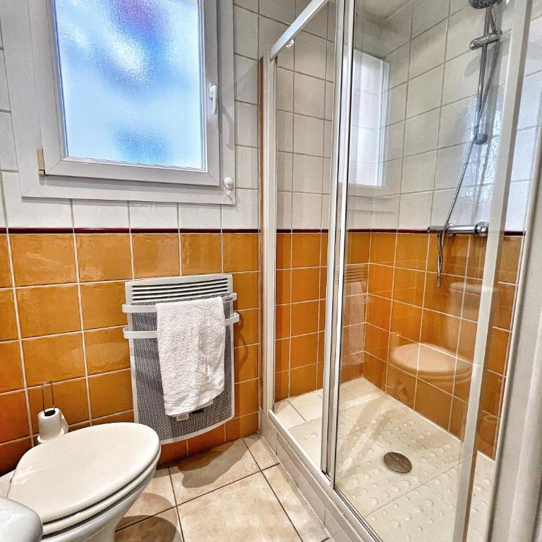 Studio L'Azur, Sanary centre avec parking, Vue mer, Climatisation - Studio mit Meerblick - 11