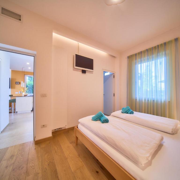 Vela Blu Apartments - Deluxe Family Room - 28