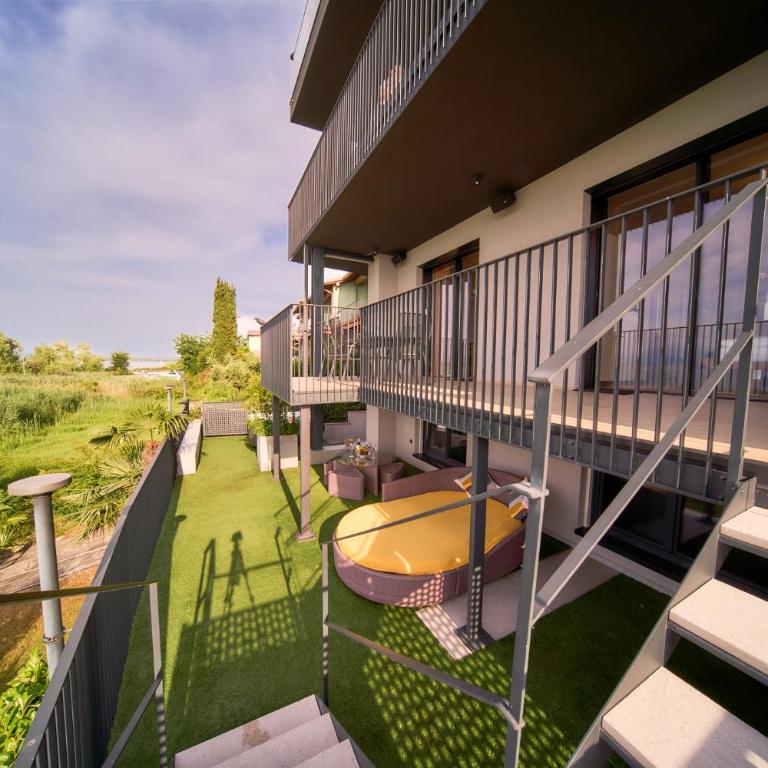 Vela Blu Apartments - Deluxe Family Room - 41