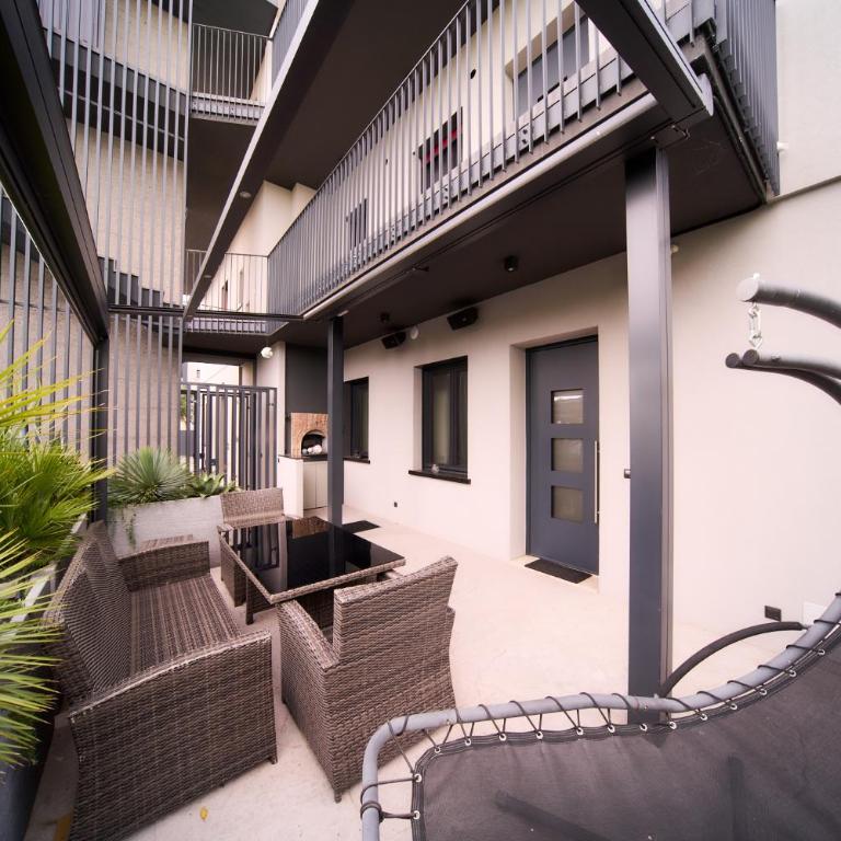 Vela Blu Apartments - Deluxe Family Room - 47