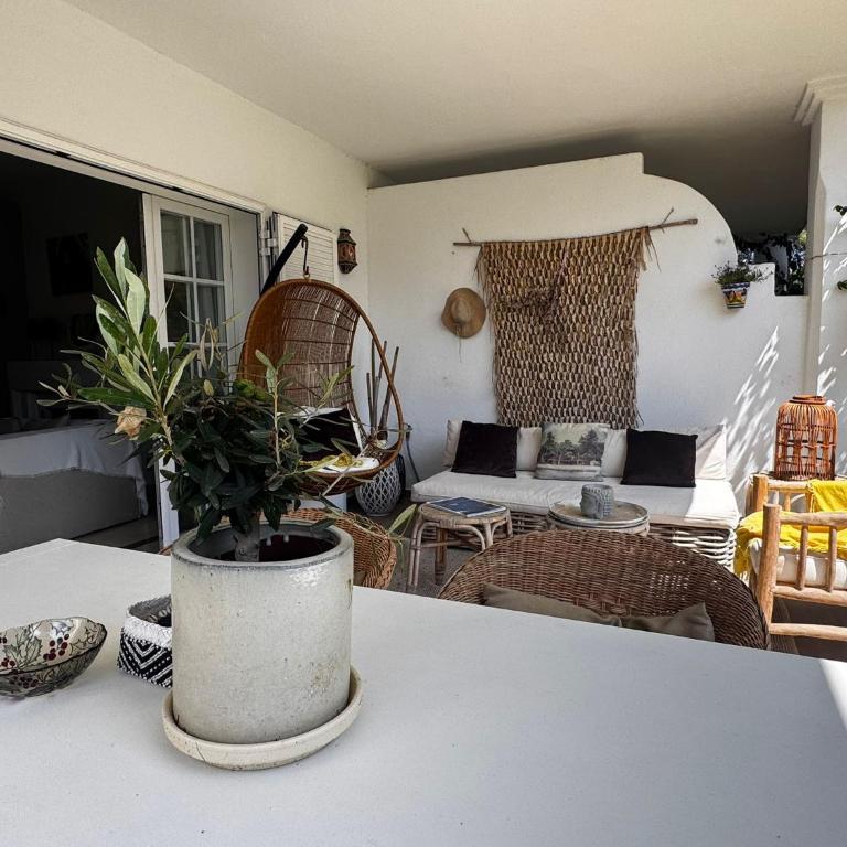 Bohemian Chic appartement famille plage et 5 piscines - Two-Bedroom Apartment with Pool View - 5