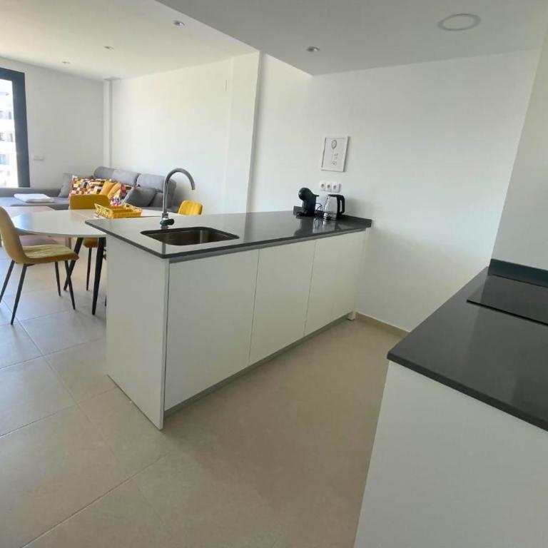 Casa Emerald 2 by Rental Hero - Apartamento de 2 dormitorios con vistas a la piscina - 6