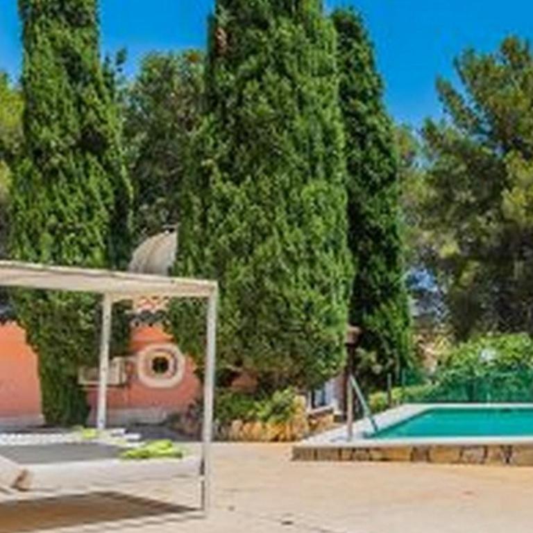 AGUAIT II - VILLA WITH PRIVATE MOUNTAIN PATH-BEACH APPROX 5 MIN WALKING BEACH,property belong Puerto Pollensa Villas and apartments - Villa - 4