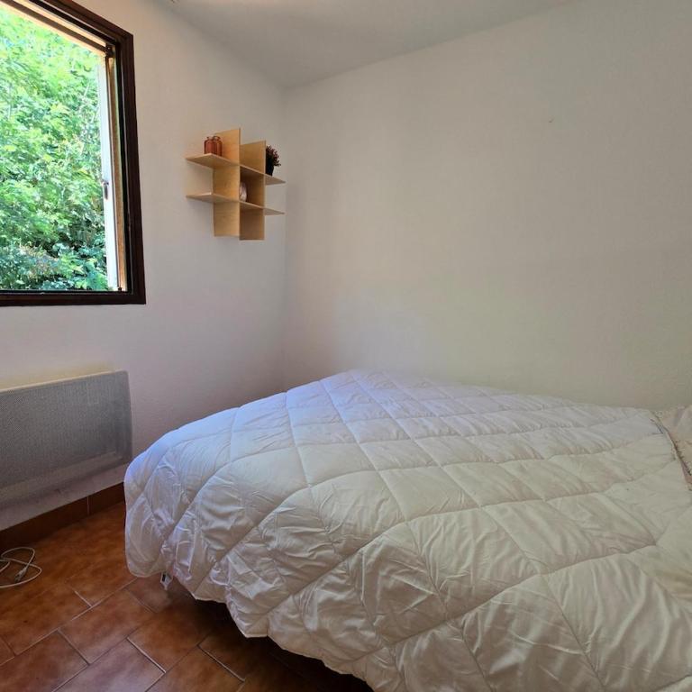 Les Lavandes, vue mer, piscine, calme - Apartamento de 1 dormitorio con vistas al mar - 10