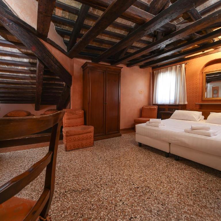Locanda Antica Venezia - Junior Suite con Bagno Privato Esterno - 9