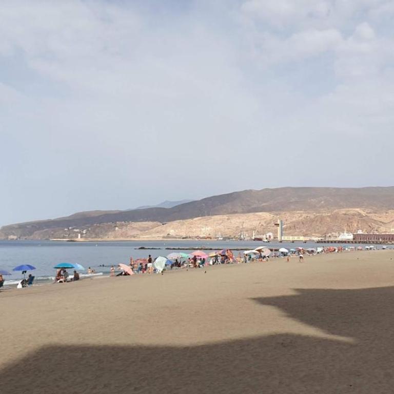 Piso alquiler almeria - Apartamento de 3 dormitorios - 9