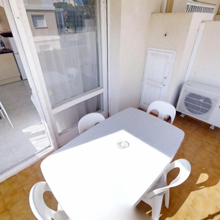 Nice 1-5 con parking privado - Apartamento de 1 dormitorio - 9