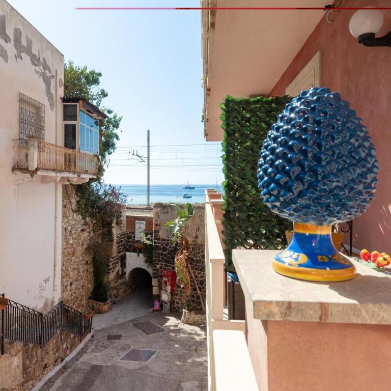 Sicilian House Taormina Beach by Harmony House - Studio with Sea View - 6