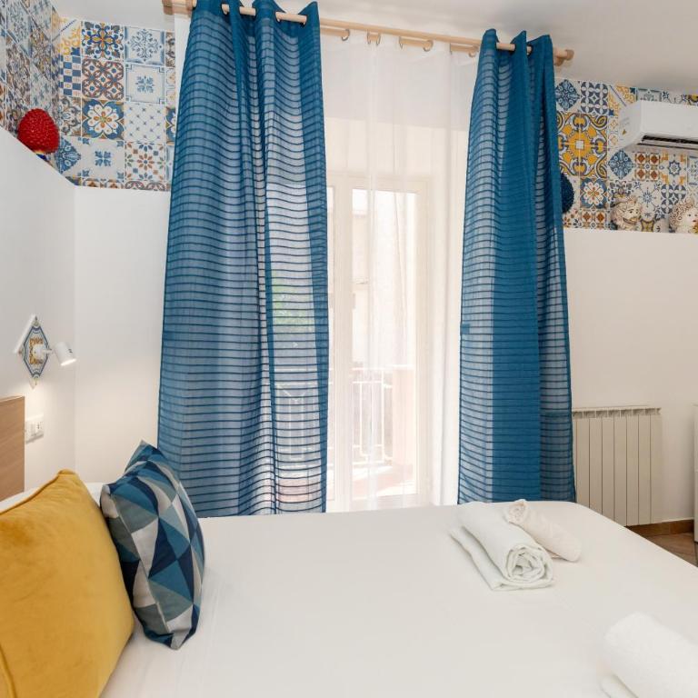 Sicilian House Taormina Beach by Harmony House - Studio with Sea View - 12