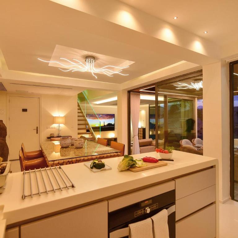 Los Lagos 31 by VillaGranCanaria - Three-Bedroom Villa - 41