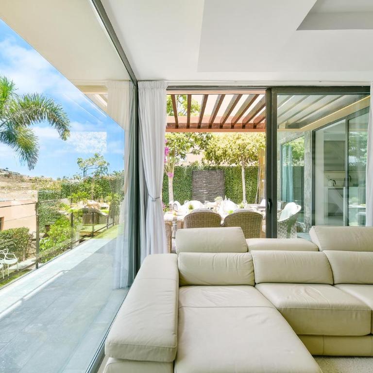 Los Lagos 31 by VillaGranCanaria - Three-Bedroom Villa - 22