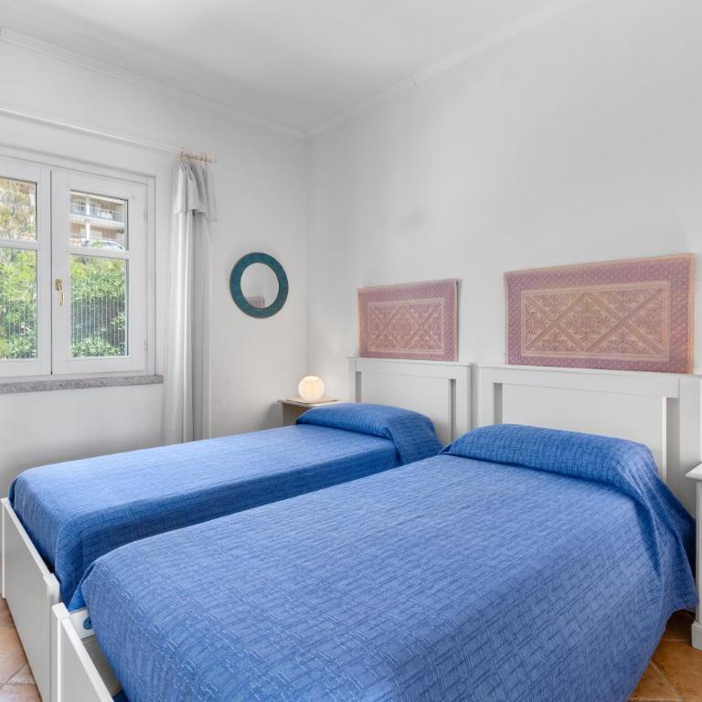 Villa Teresa - Four-Bedroom House - 32