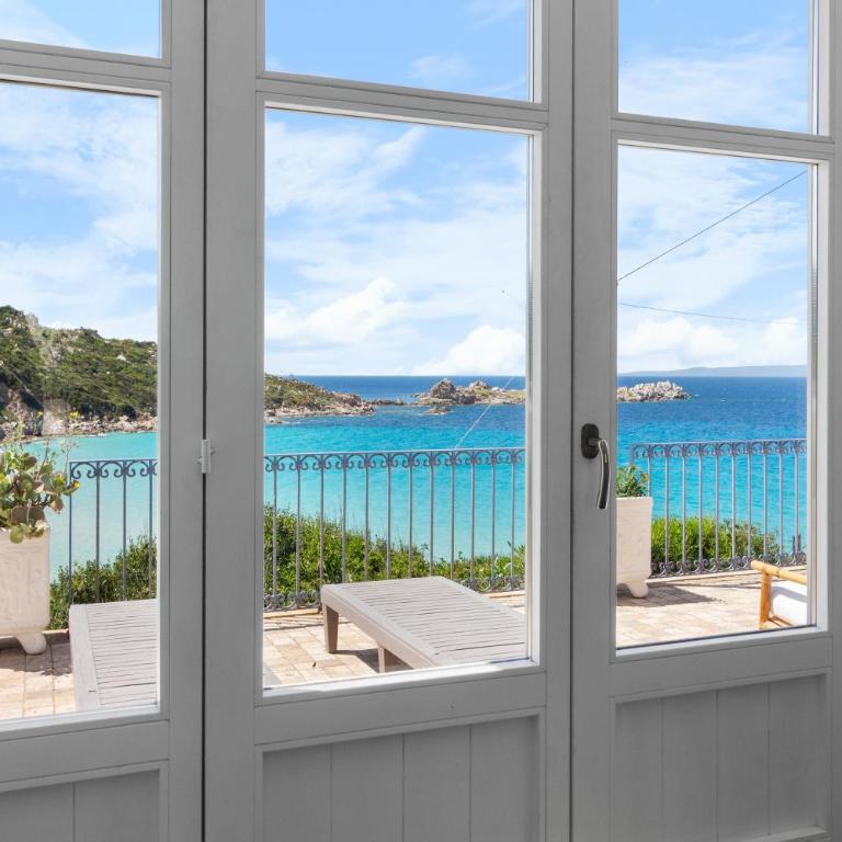 Villa Teresa - Four-Bedroom House - 14