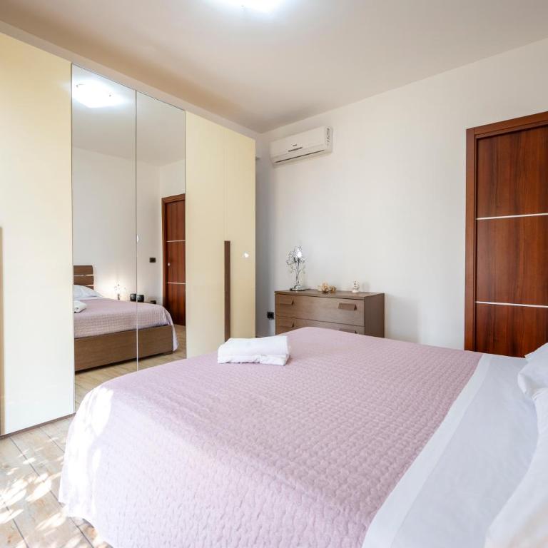 Hybla Sea Apartment - SiciliaVacanza - Appartamento con 3 Camere da Letto - 48