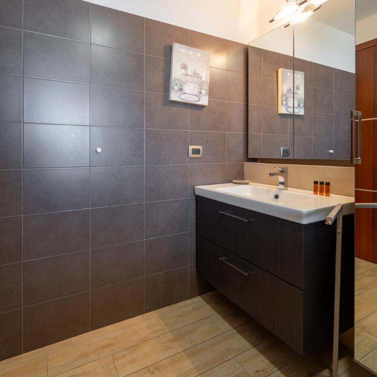 Hybla Sea Apartment - SiciliaVacanza - Appartamento con 3 Camere da Letto - 49