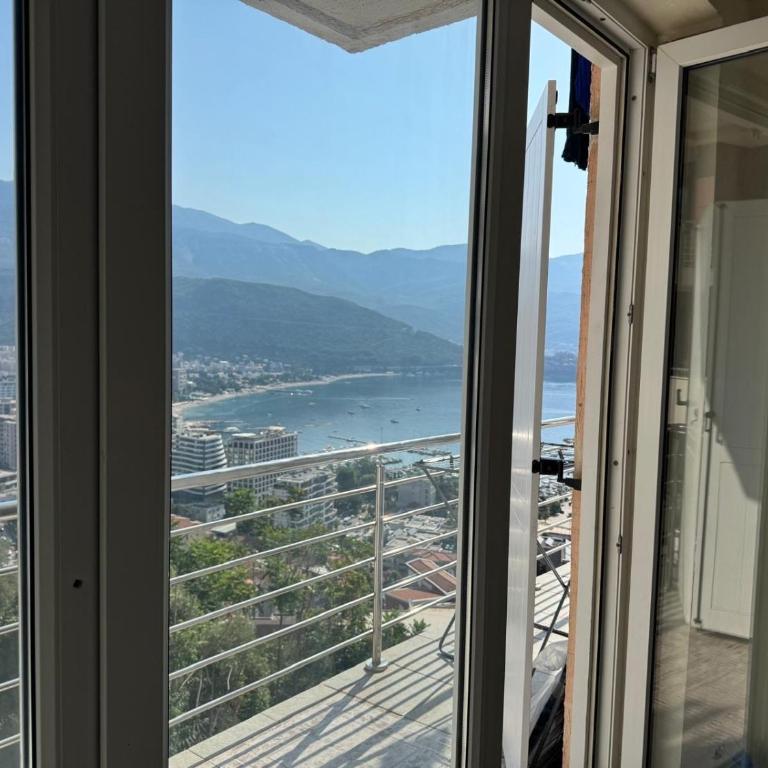 Panorama view Budva apartment - Apartman sa 1 Spavaćom Sobom - 4