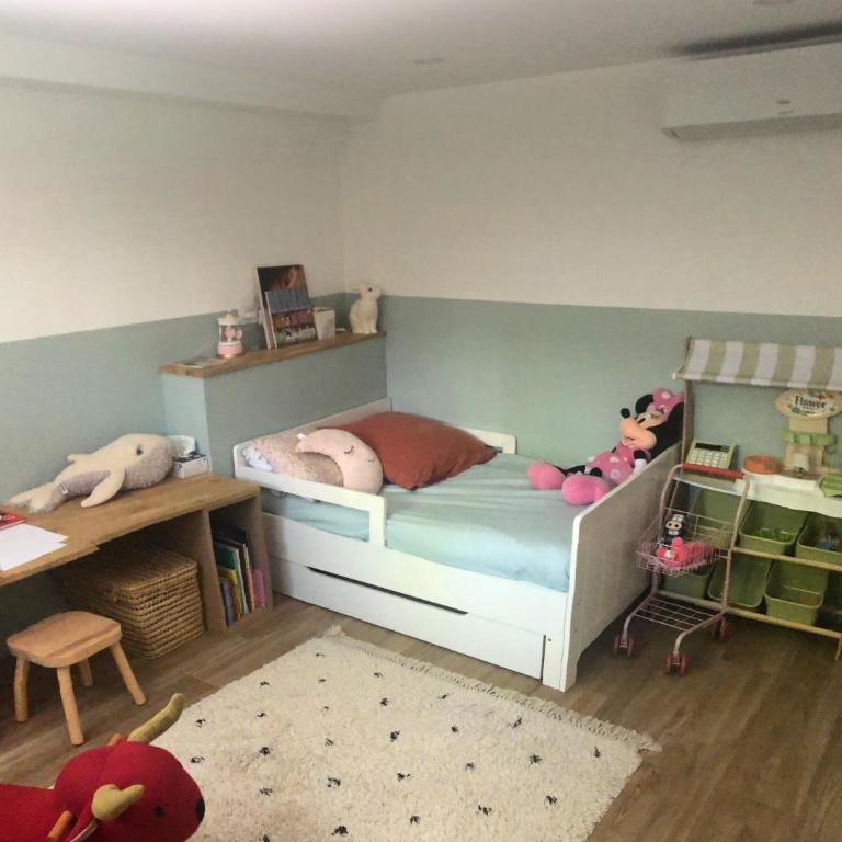 Maison Familiale - Three-Bedroom House - 10