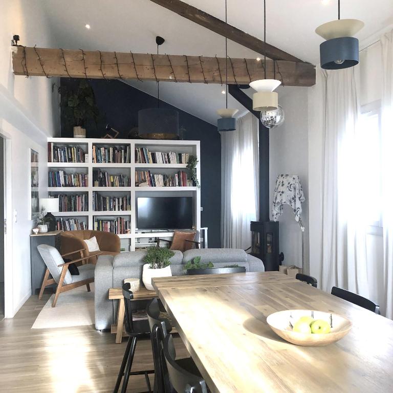 Maison Familiale - Three-Bedroom House - 16