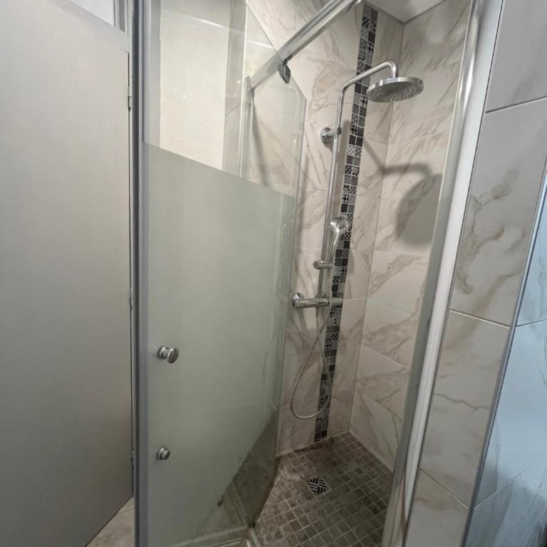 Grands appartements dans la vieille ville - Apartamento de 1 dormitorio - 10
