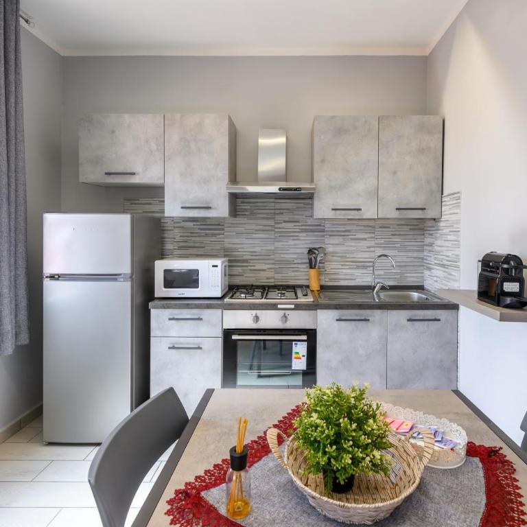 Aurora house,perfect location and free parking - Casa con 1 Camera da Letto - 11