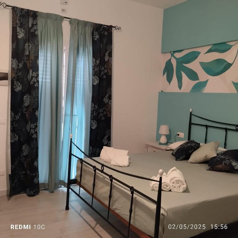 Sicilia Meraviglia B&B - Ampia Camera Matrimoniale/Doppia con Letti Singoli - 2