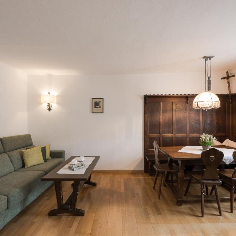 Stammhaus Vetterer - Appartamento con 3 Camere da Letto e con Balcone - 9