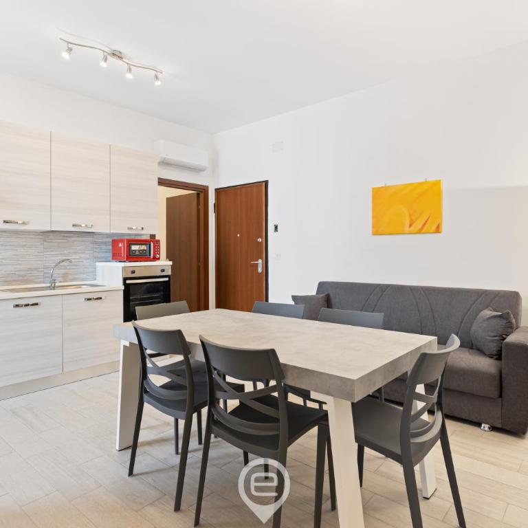 Rockefeller Apartment 2 - Appartamento con 2 Camere da Letto e Balcone - 5