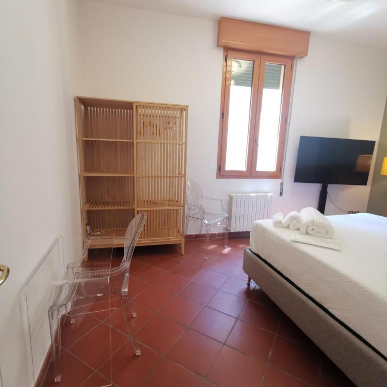 Le Due Torri Sotto Casa - Double Room with Private Bathroom - 7