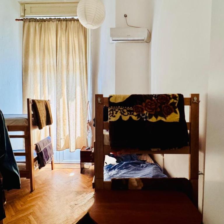 BW Hostel - Krevet u Osmokrevetnoj Mešovitoj Spavaonici - 2