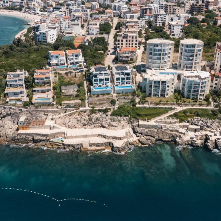 Orange Villa - 7 Bedrooms - 5 Star Location - Views - Pool - Villa - 12