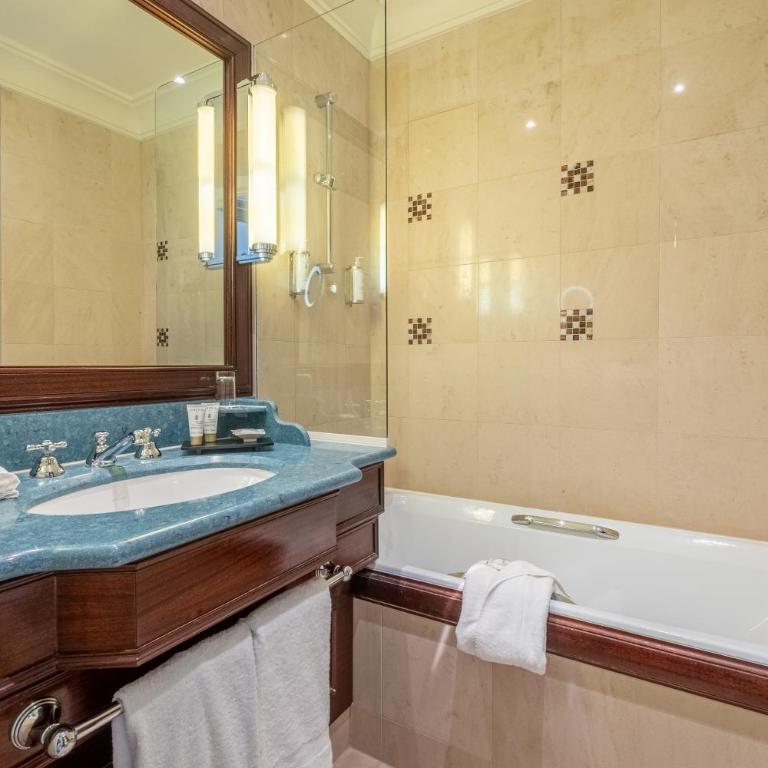Hôtel Pont Royal Paris - Chambre Triple Deluxe - 4