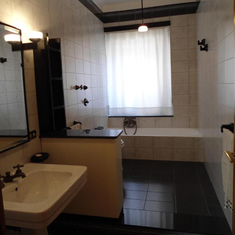 Casa delle Pomelie Appartamenti - Three-Bedroom Apartment - 14