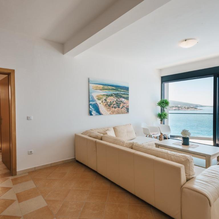 Orange Villa - 7 Bedrooms - 5 Star Location - Views - Pool - Villa - 44