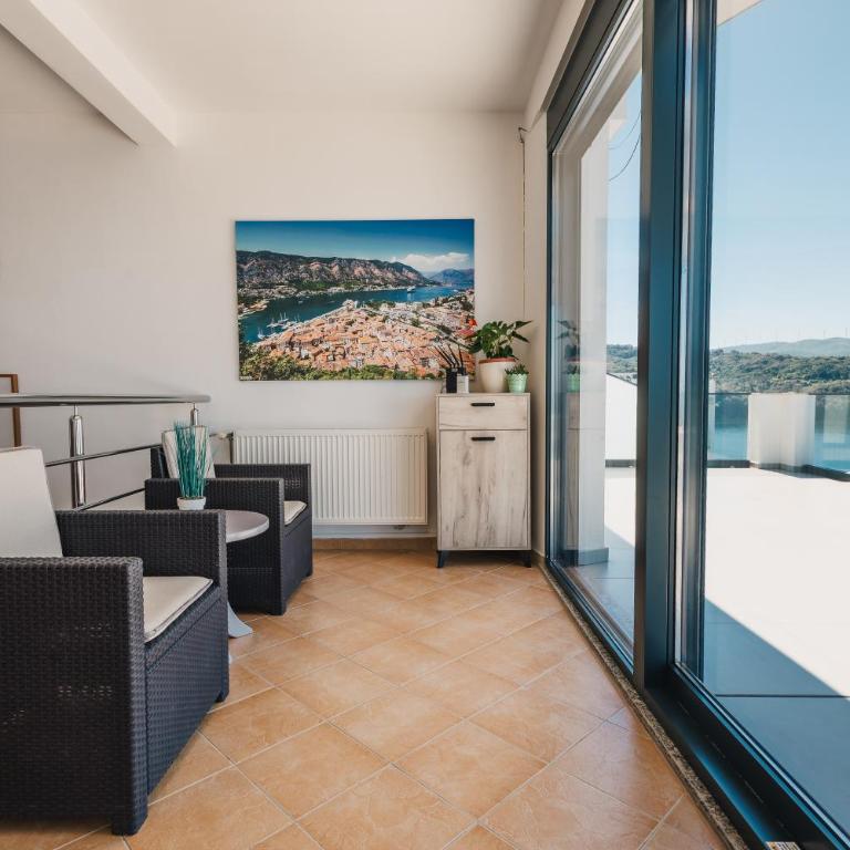 Orange Villa - 7 Bedrooms - 5 Star Location - Views - Pool - Villa - 38