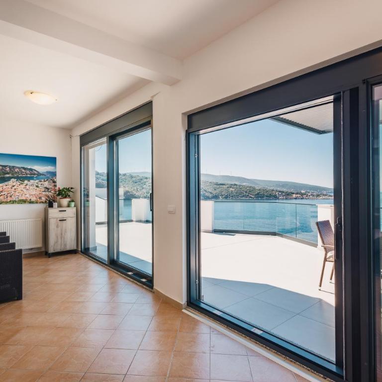 Orange Villa - 7 Bedrooms - 5 Star Location - Views - Pool - Villa - 41