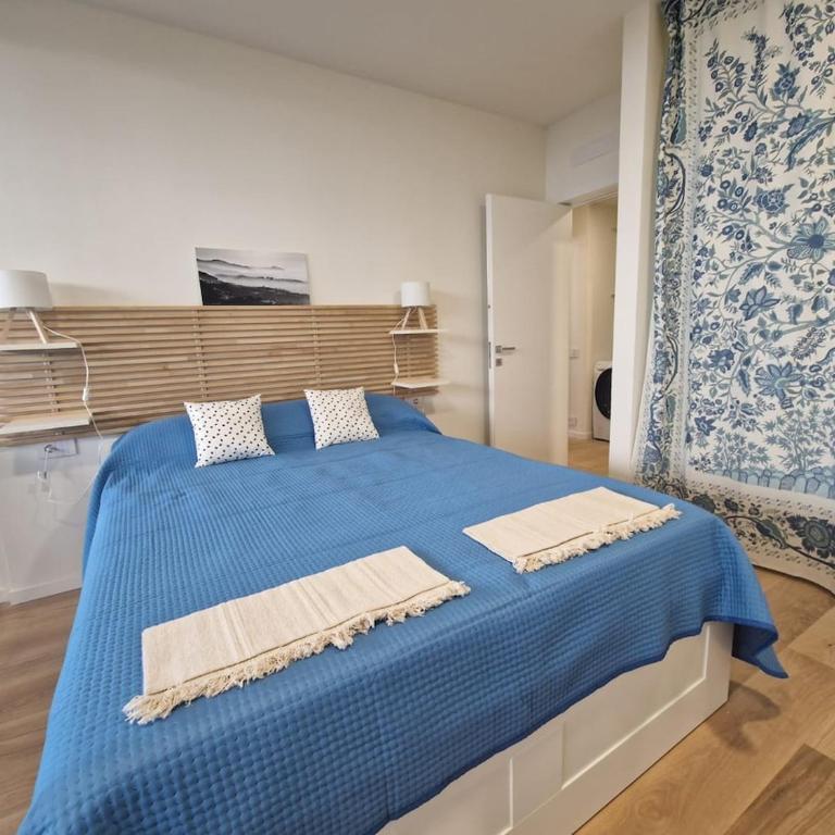 Waterfront apartment with terrace - One-Bedroom Apartment - 21