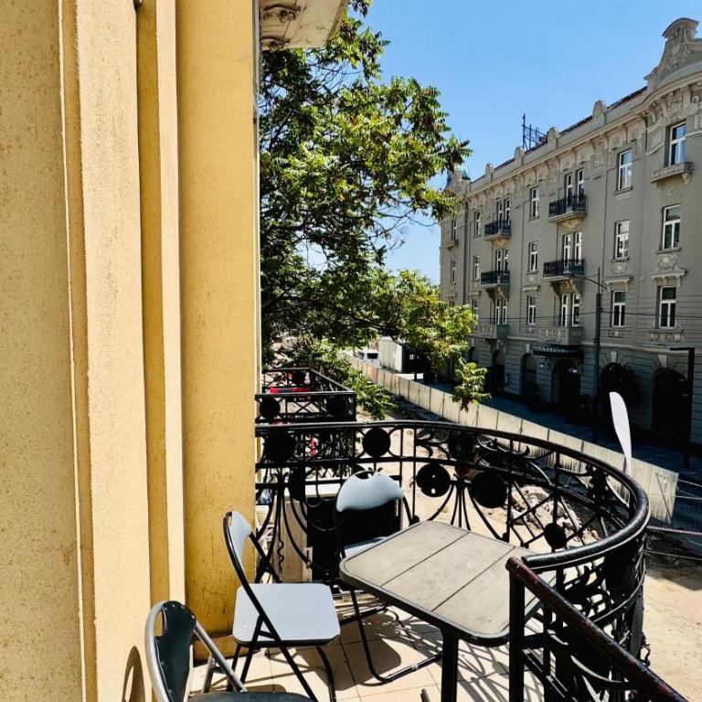 BW Hostel - Krevet u Osmokrevetnoj Mešovitoj Spavaonici - 7