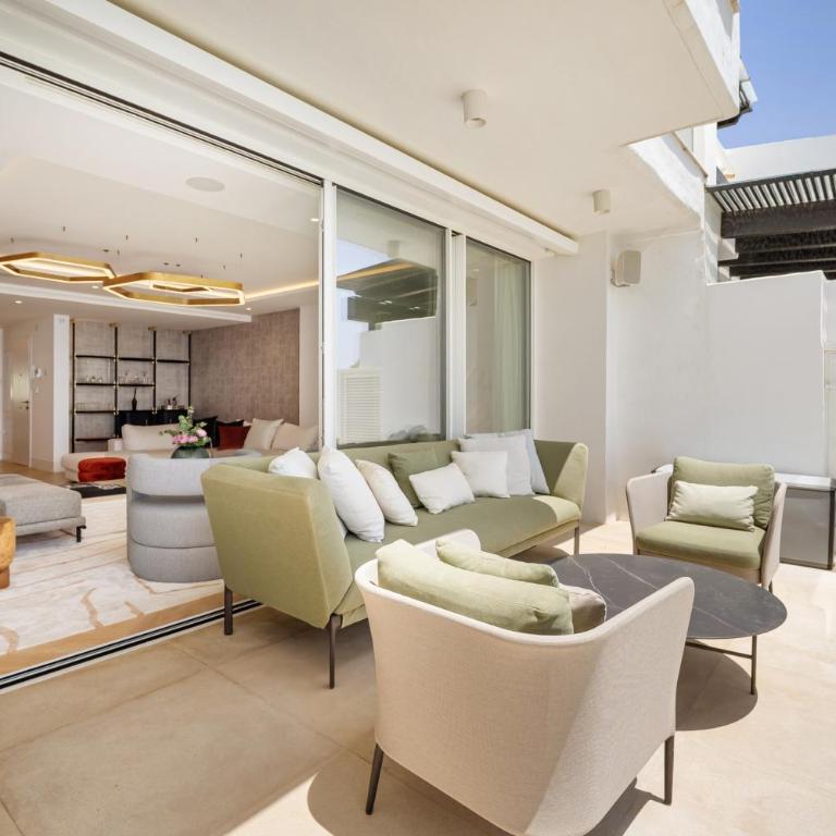 Orquidea 21 A Luxurious Duplex in Persian Gardens Puente Romano - Apartamento - 32
