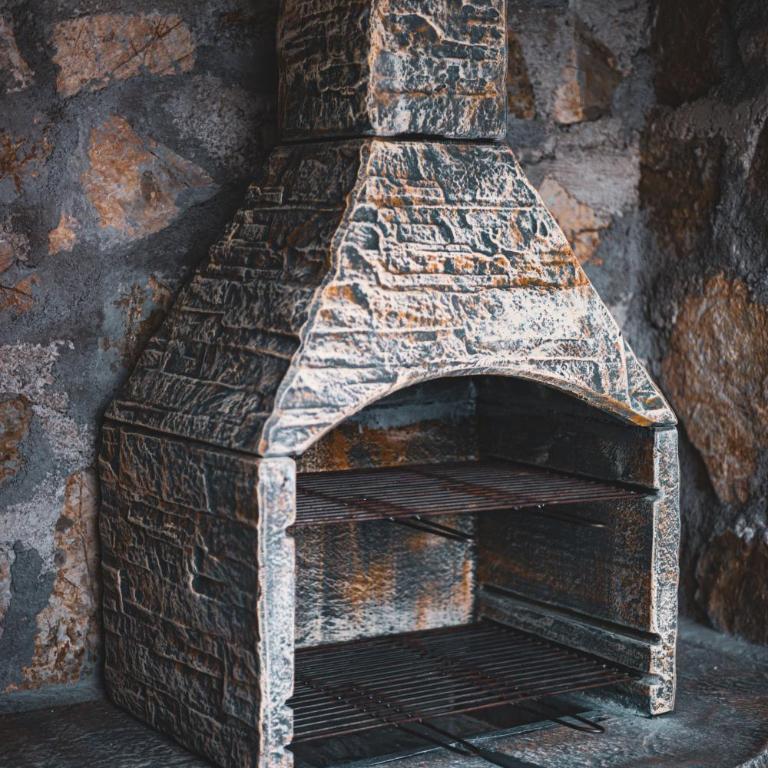 La Vita Bella with pool - Three-Bedroom Vacation Home - 20