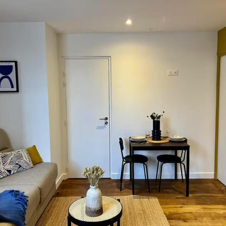 Celine 11 Appart Jaune chaleureux pour 4 voyageurs à Paris - Appartement 1 Chambre - 3